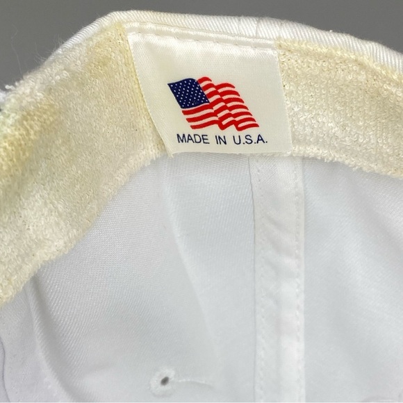 Vintage Walter’s Liquor 1999 Golf Closing Adjustable White Hat Ball Cap - Picture 9 of 10